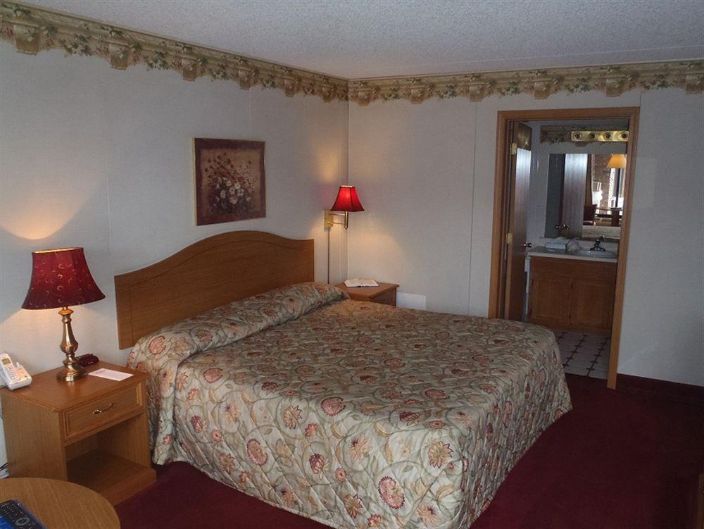 Baldknobbers Motor Inn Branson Bagian luar foto