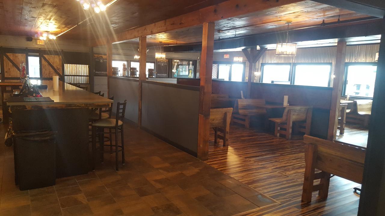 Baldknobbers Motor Inn Branson Bagian luar foto