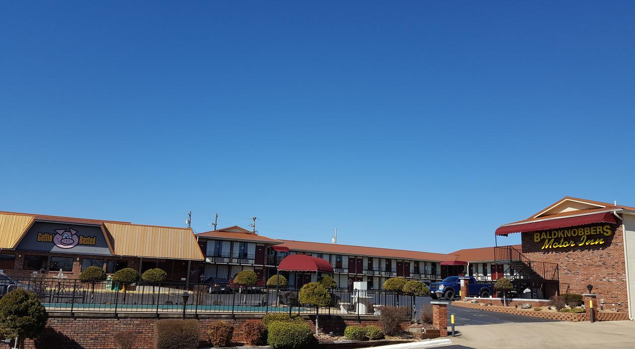 Baldknobbers Motor Inn Branson Bagian luar foto